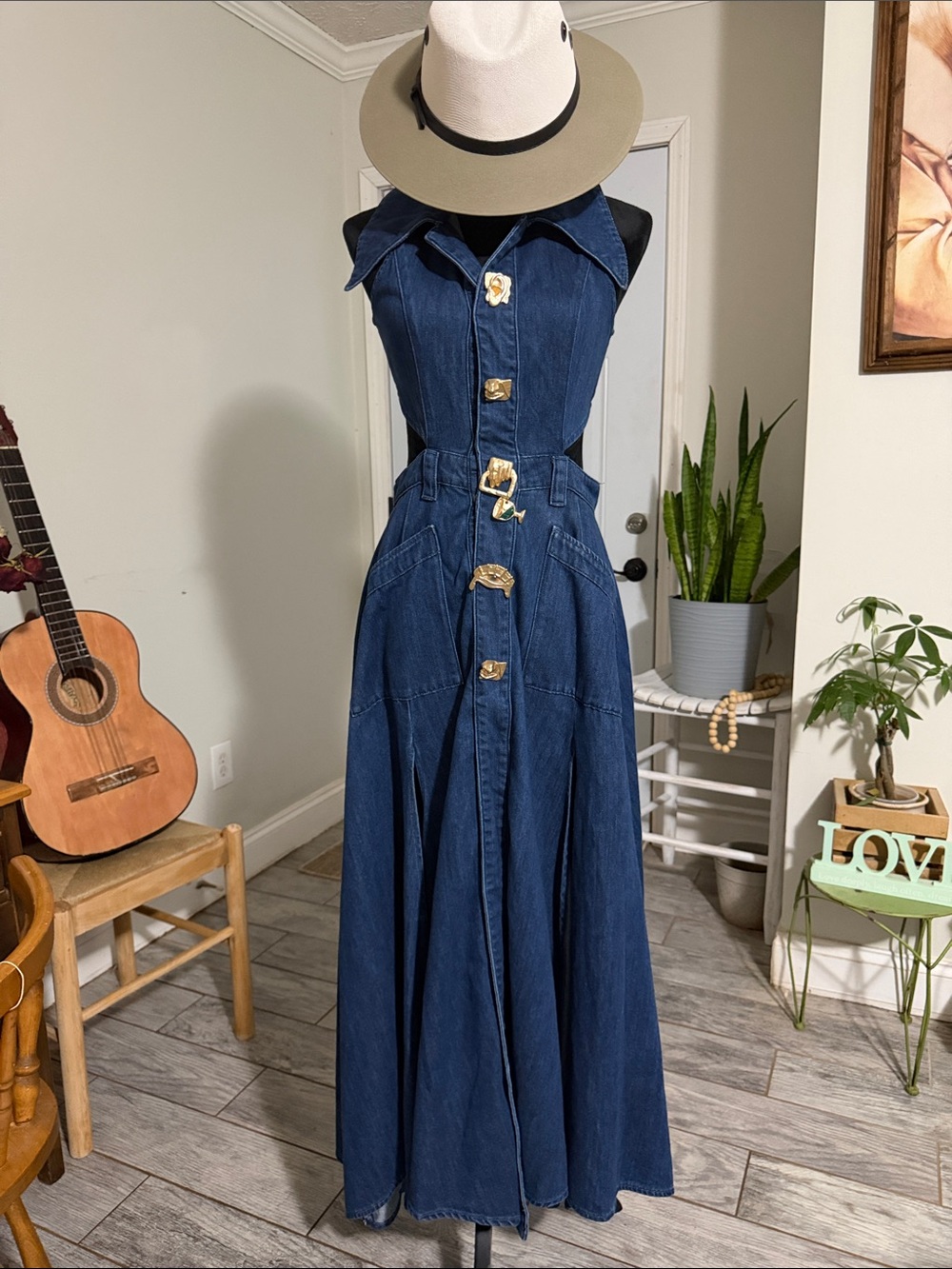 Sleeveless Dark Blue Denim Maxi Dress with Statement Buttons
